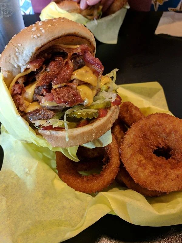 najlepsze burgery w miescie83