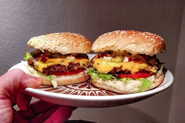mega burgery22