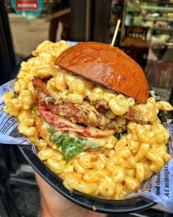 mega burgery23