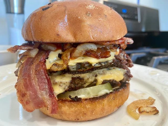 mega burgery5
