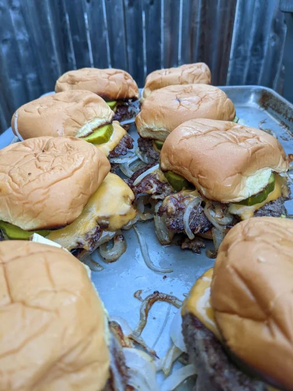 mega burgery8