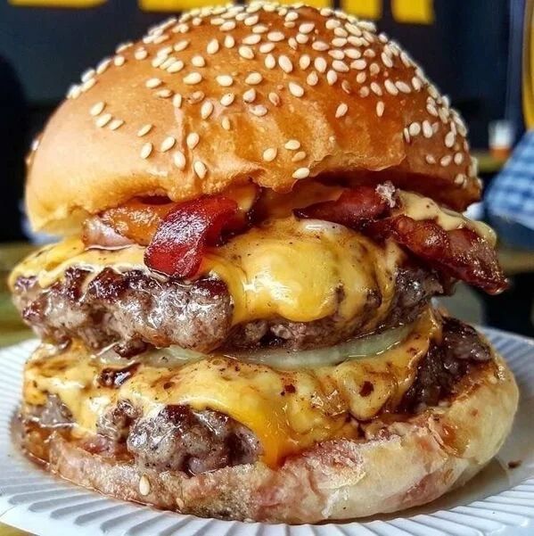 mega burgery26