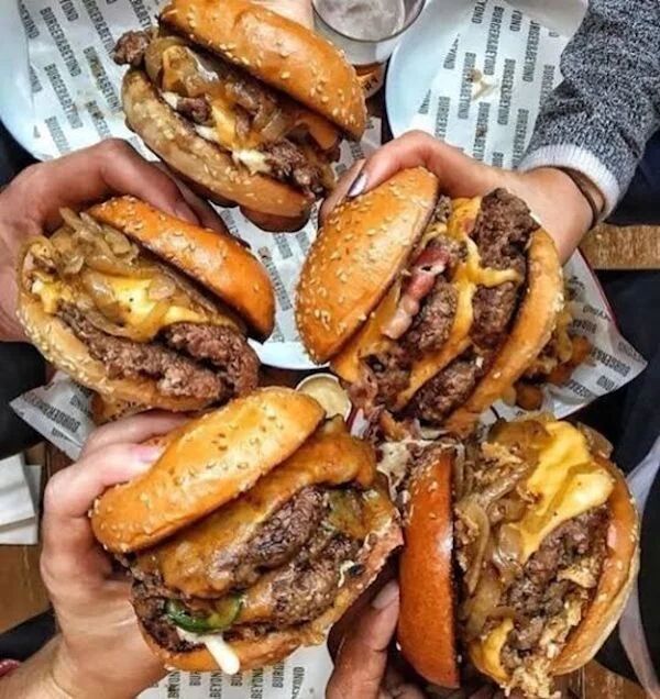 mega burgery40