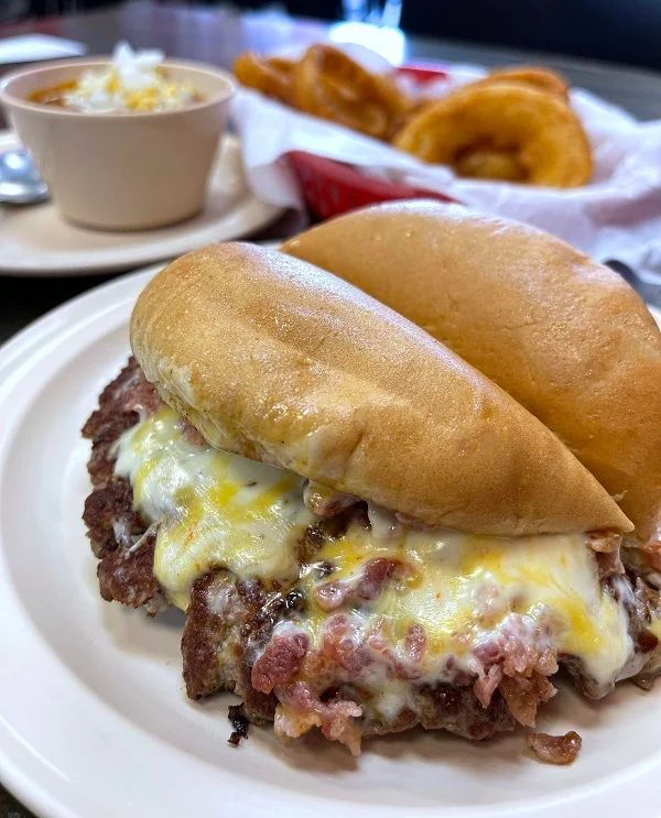 mega burgery58