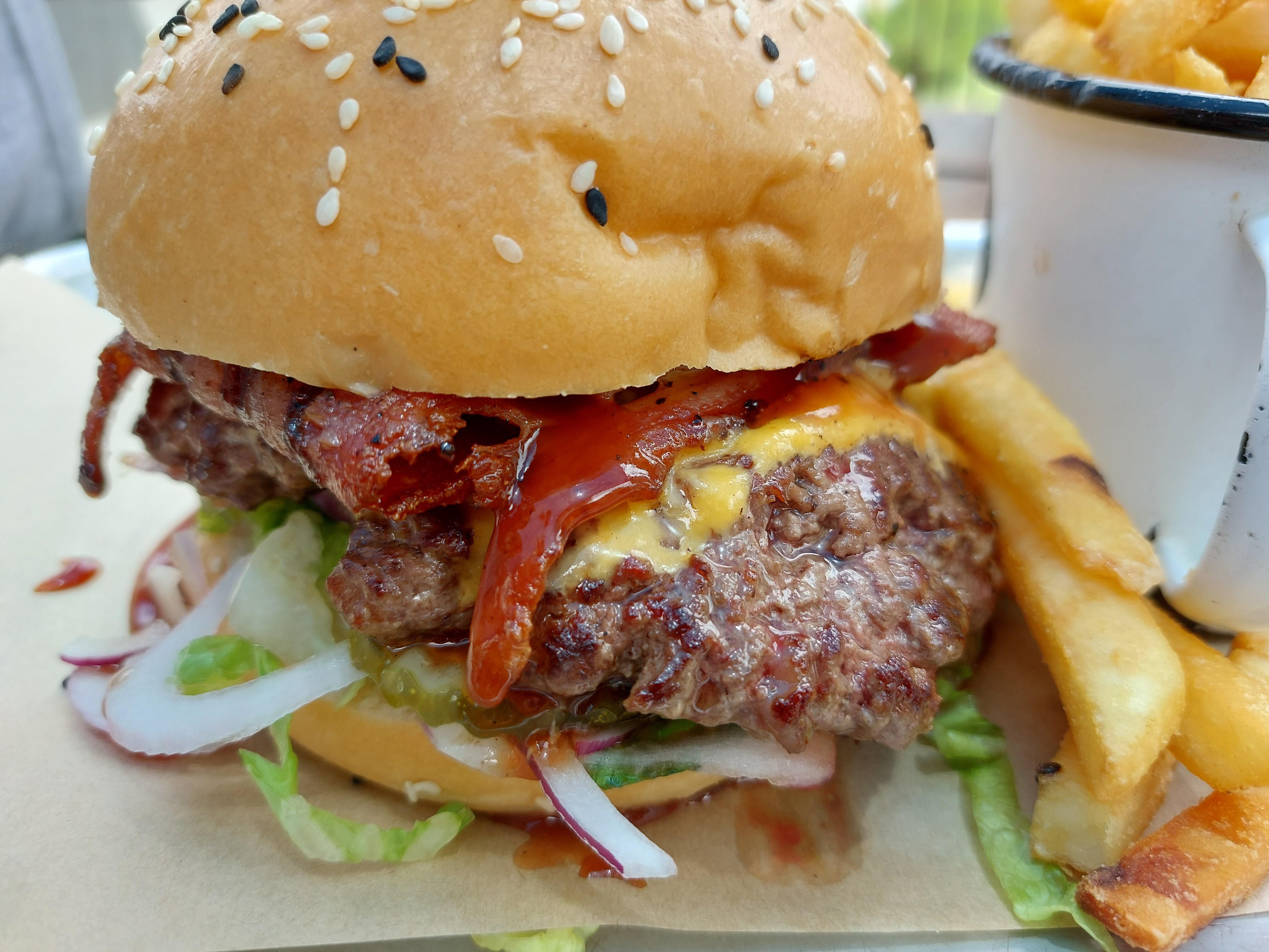 mega burgery24