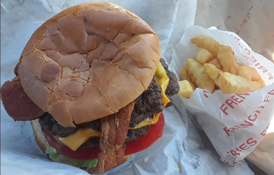 mega burgery4