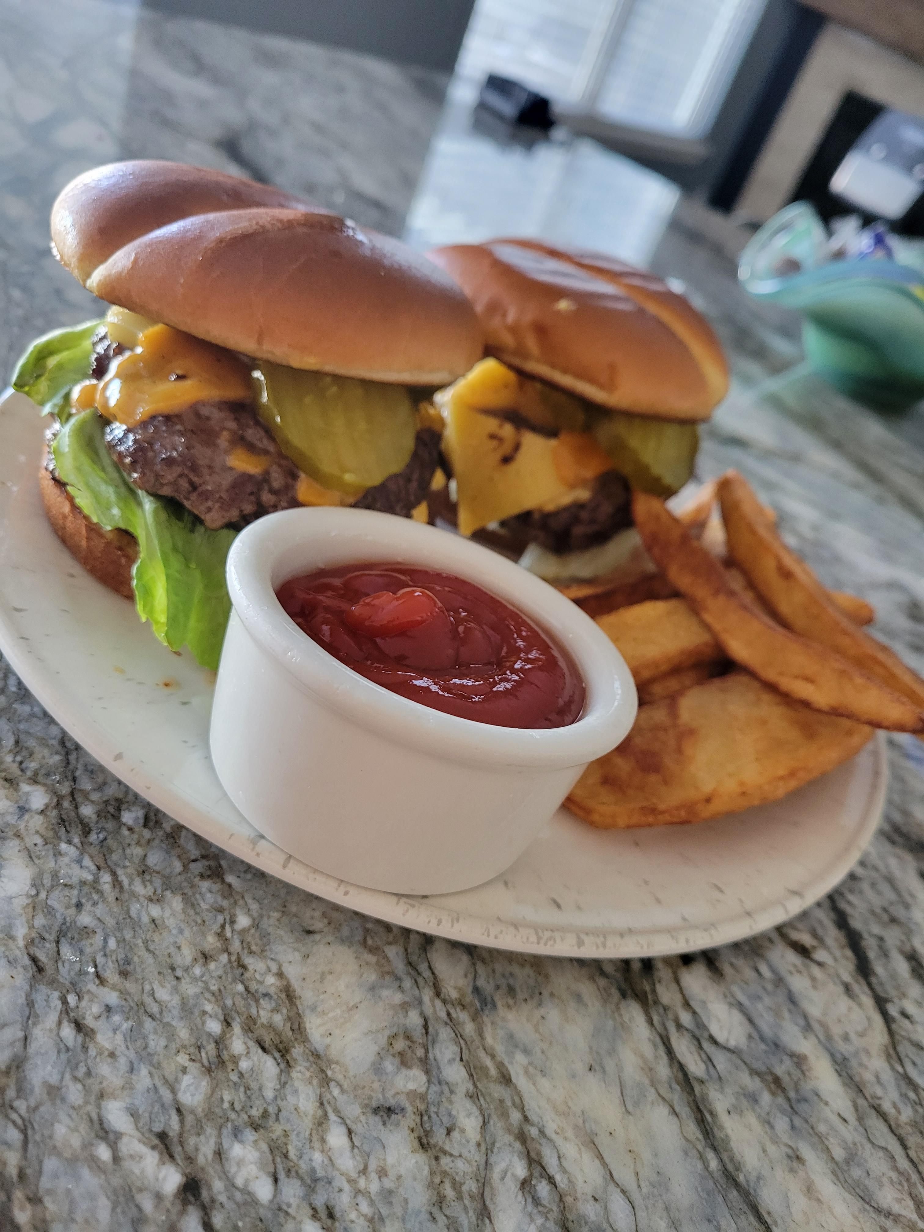 mega burgery20